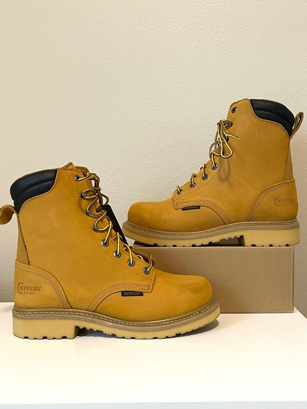 NWT Chippewa Northbound 6" Waterproof Boots - Insulated & Wheat Color - Size 9D